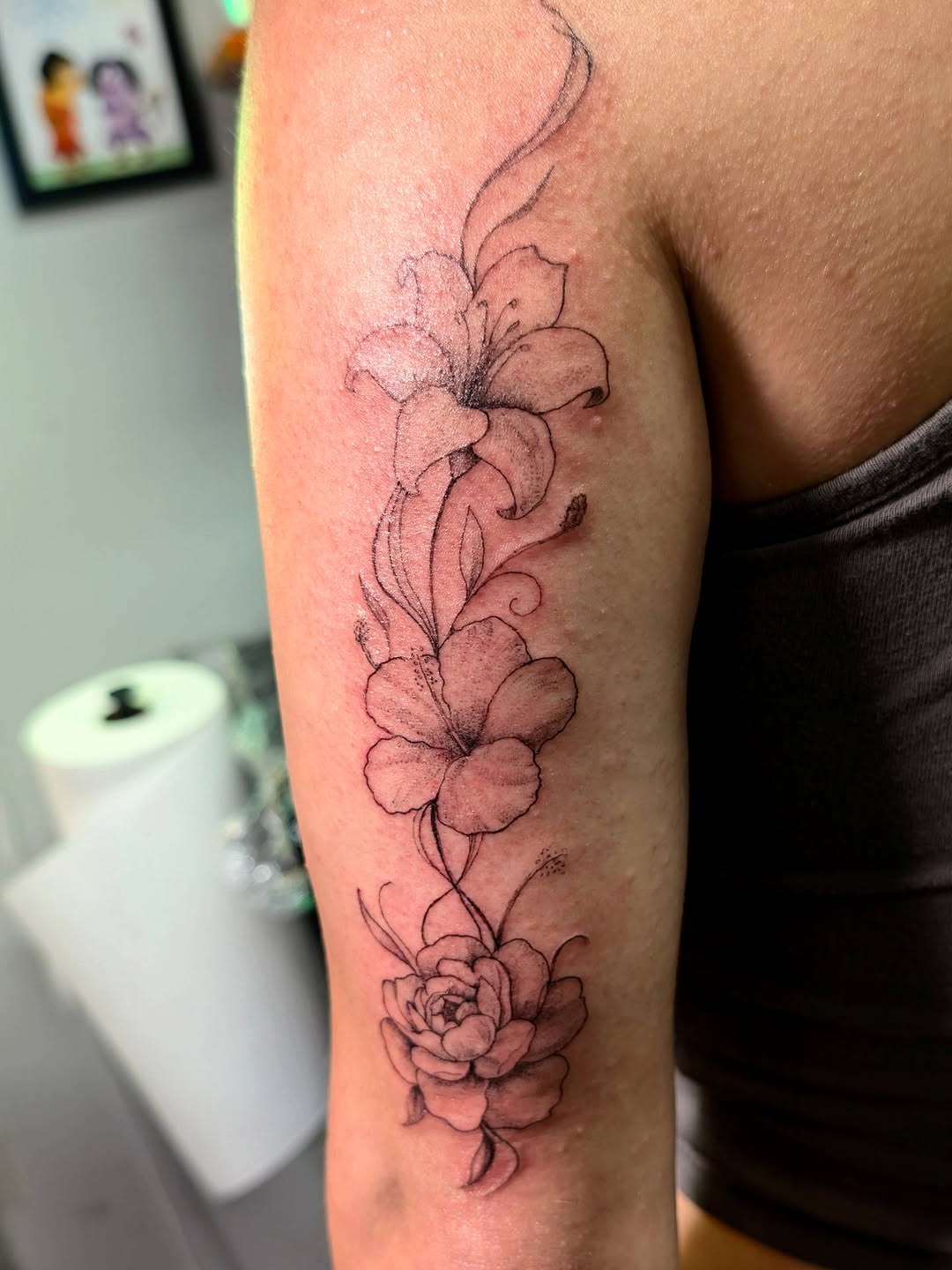 Tattoo by @jqln.ink — fine_line, illustrative