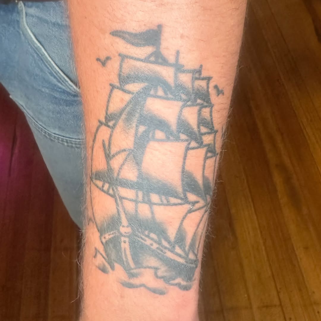 Tattoo by @jeffrey_dt_314 — american_traditional