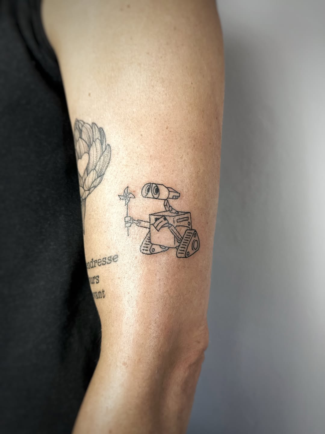 Tattoo by @culottee.ttt — illustrative, fine_line