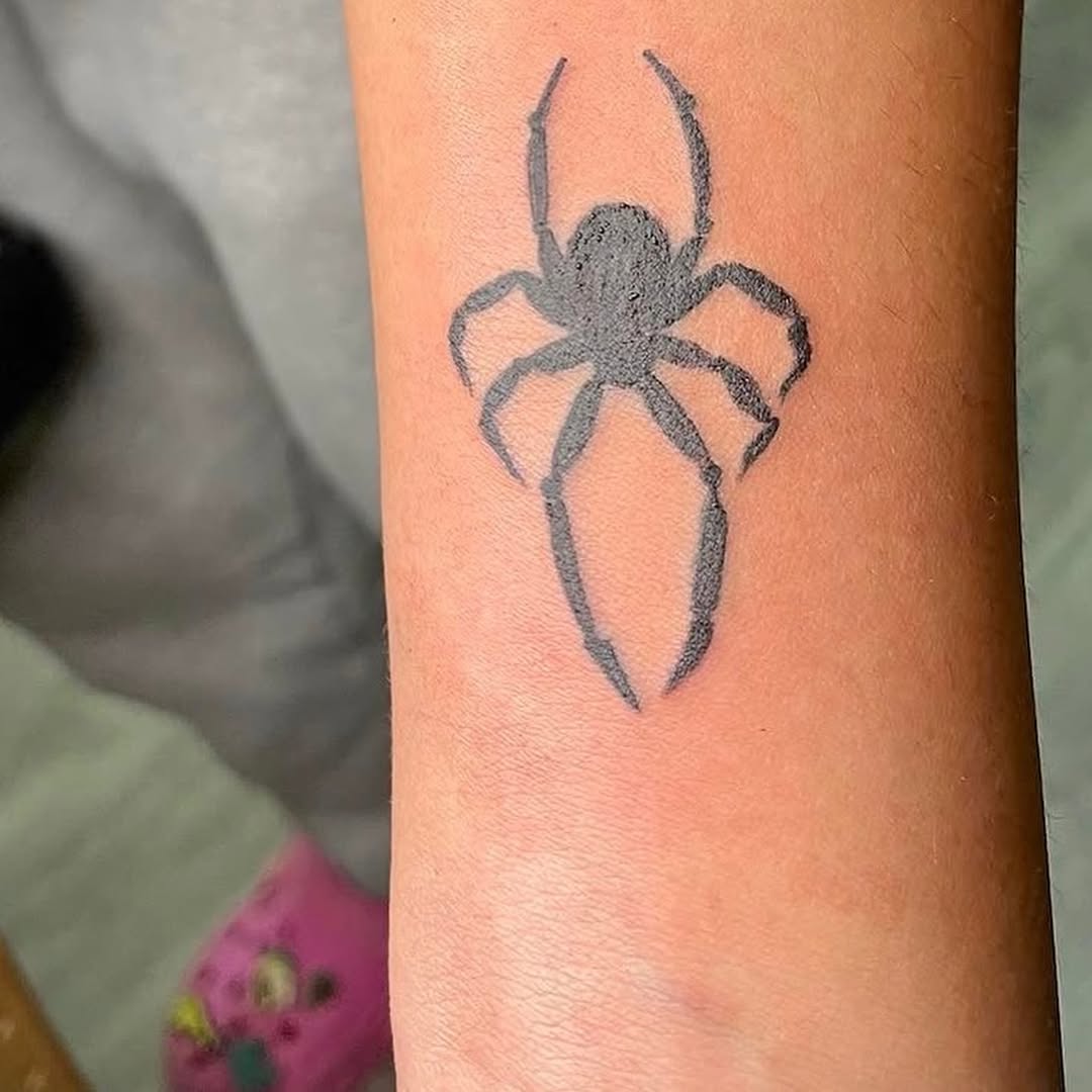 Tattoo by @christtelleink β blackwork