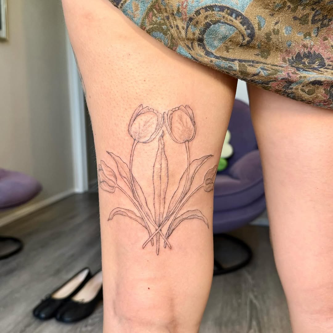 Tattoo by @peachykeentat — fine_line, illustrative