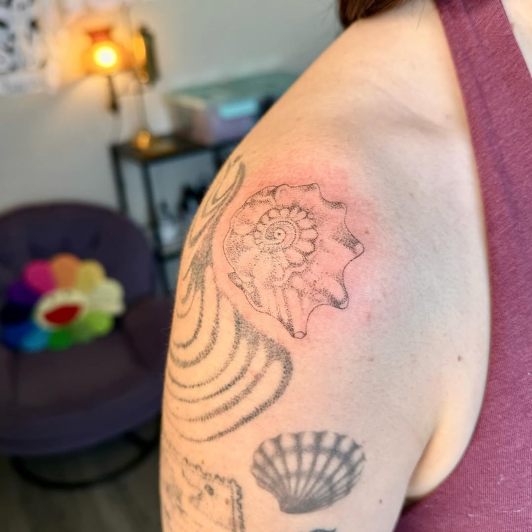 Tattoo by @peachykeentat — dotwork, illustrative