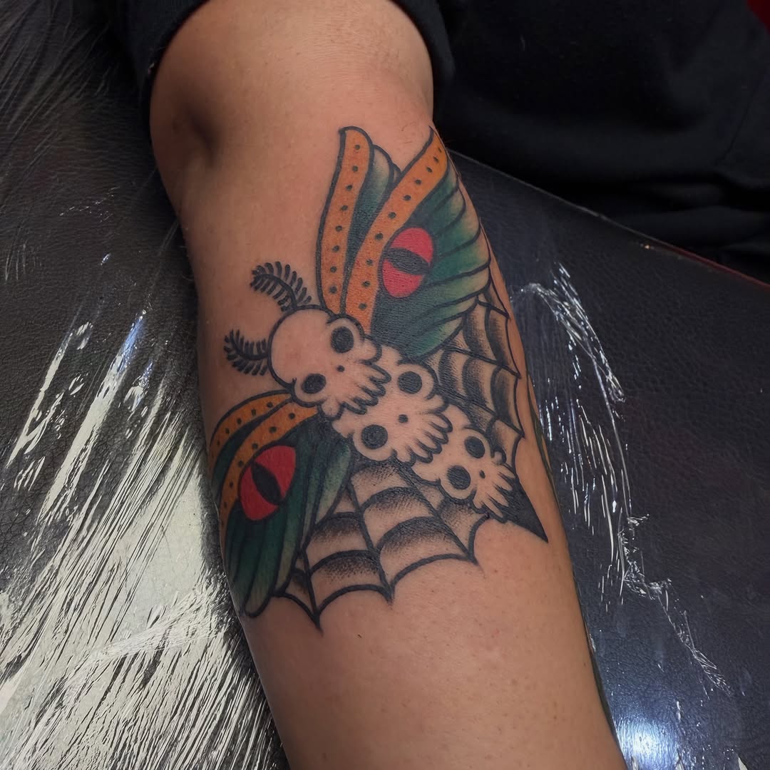 Tattoo by @taintidtats — american_traditional