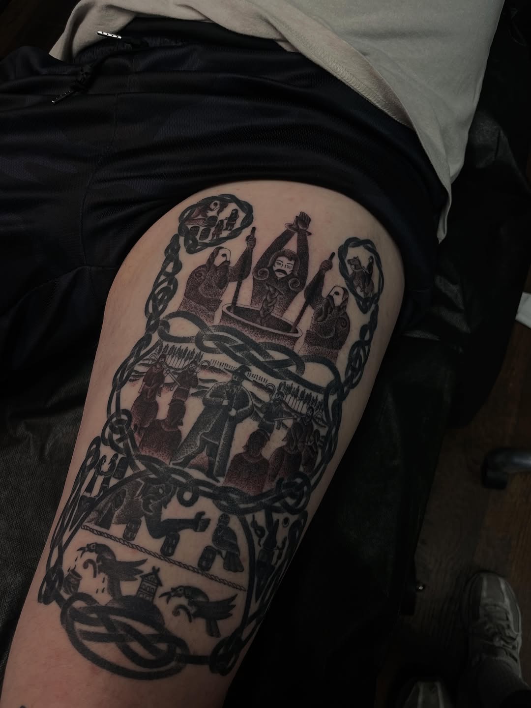 Tattoo by @_sinnertattoos โ blackwork, illustrative