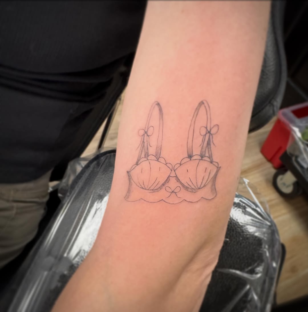 Tattoo by @savageshenise — fine_line