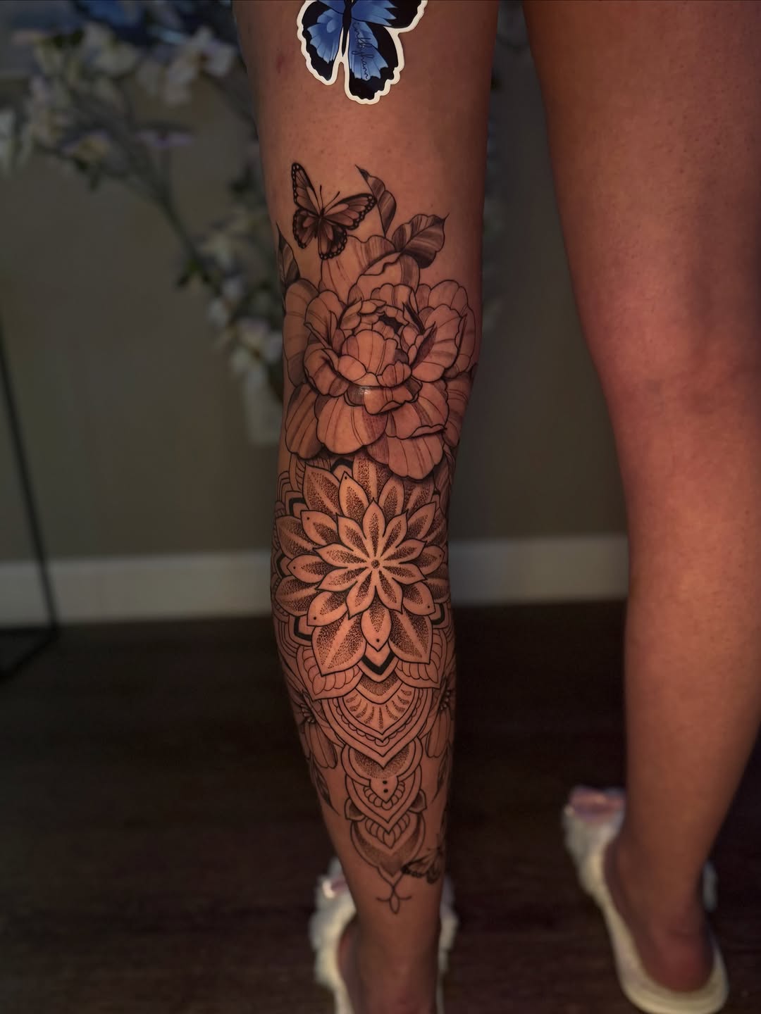 Tattoo by @inkbyhann β illustrative, dotwork