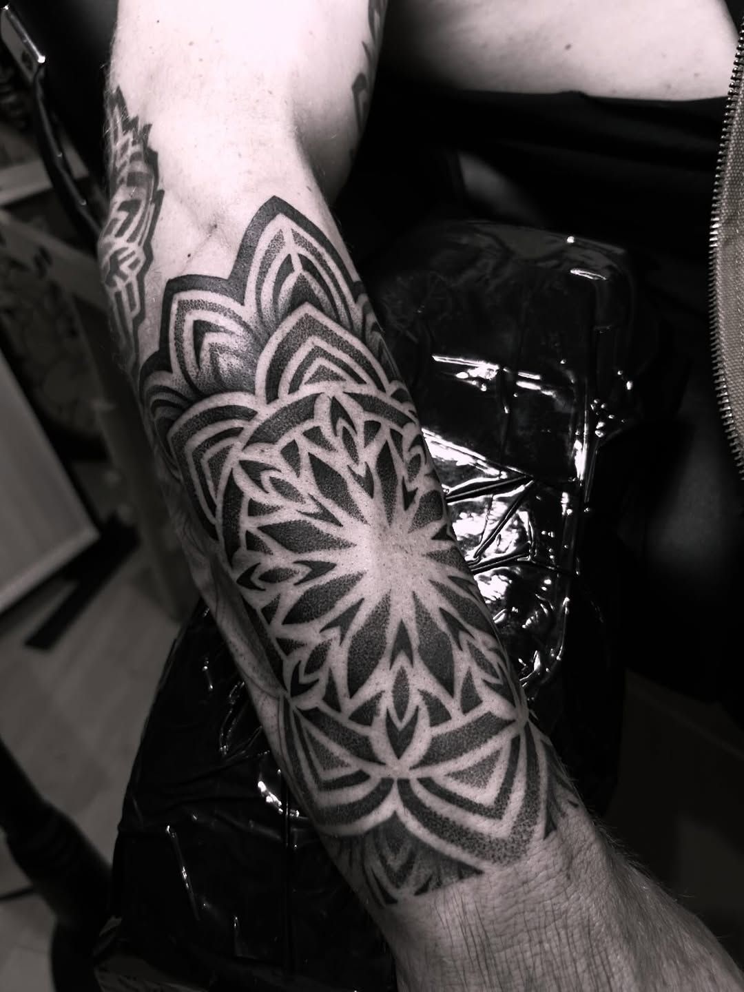 Tattoo by @tattoosbyanna_ — geometric, dotwork