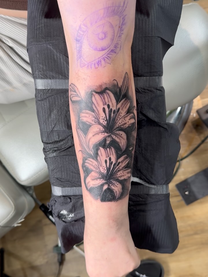 Tattoo by @dre.be.drawing โ black_and_grey, realism