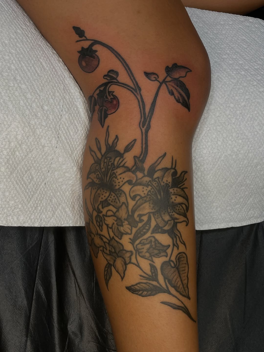 Tattoo by @shorezumi โ illustrative, black_and_grey