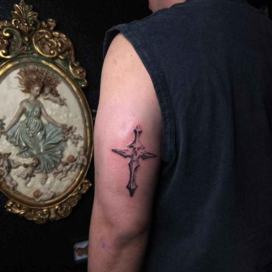 Tattoo by @ladyjutsu — black_and_grey, dark_realism