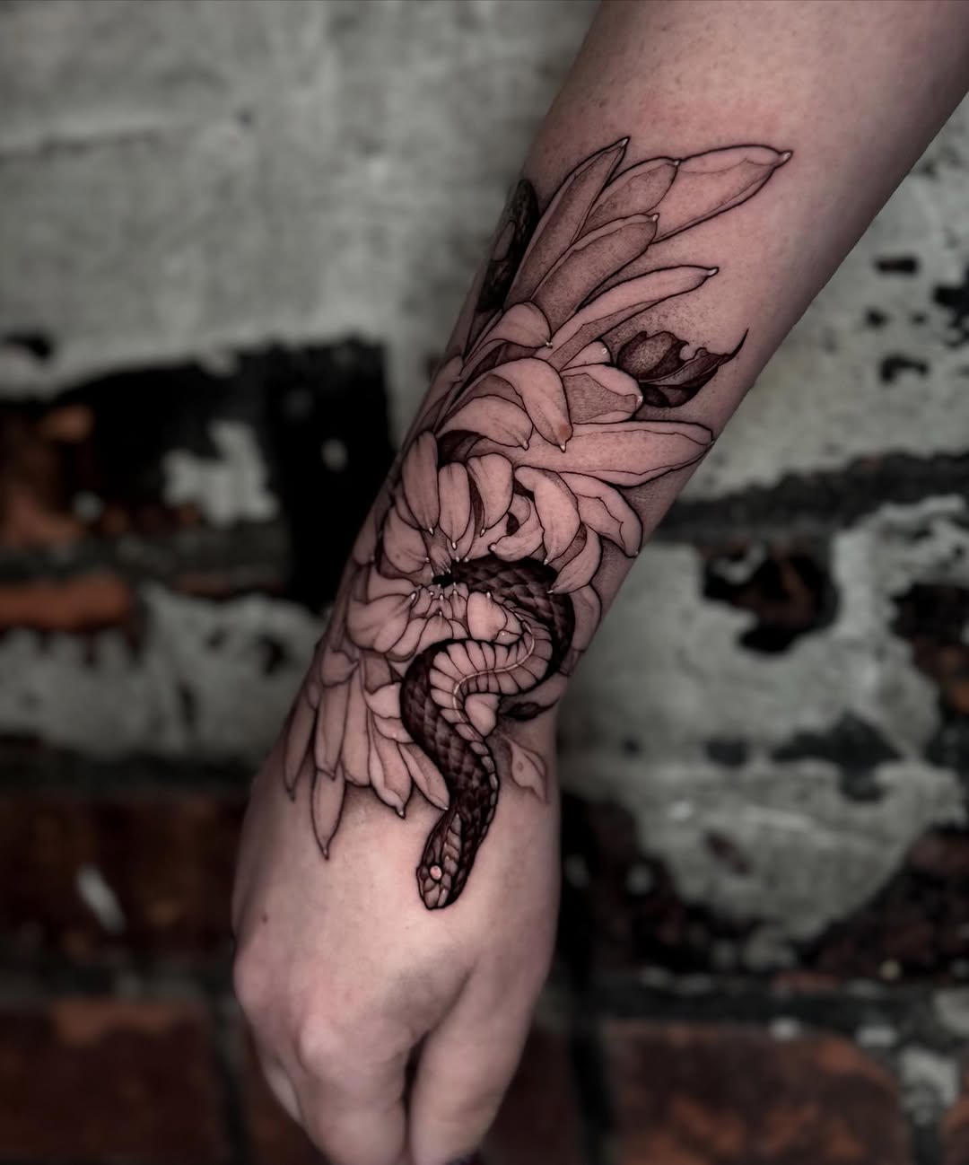Tattoo by @isabelsmithtattoos — black_and_grey, illustrative