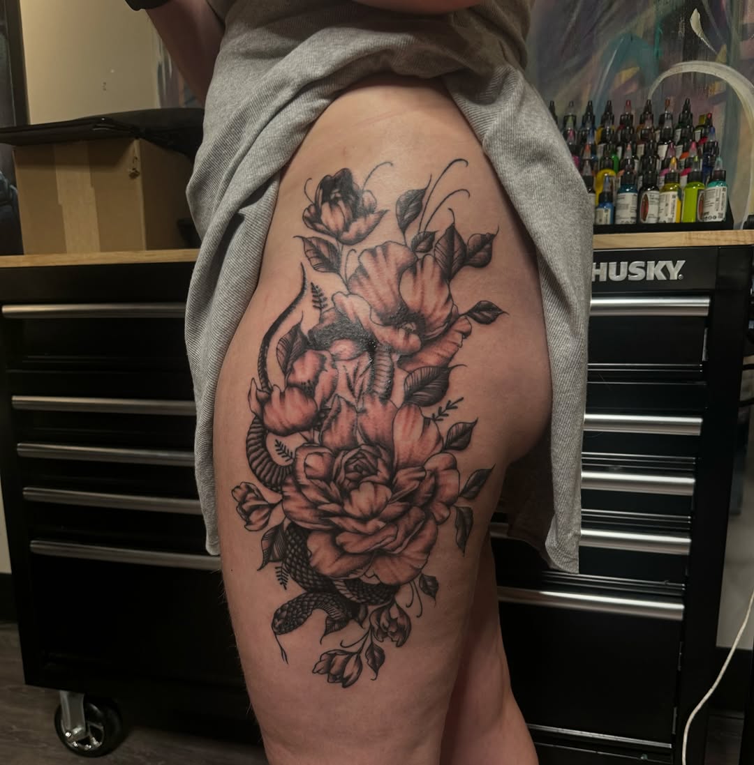 Tattoo by @sinny.boy.tattooer — black_and_grey