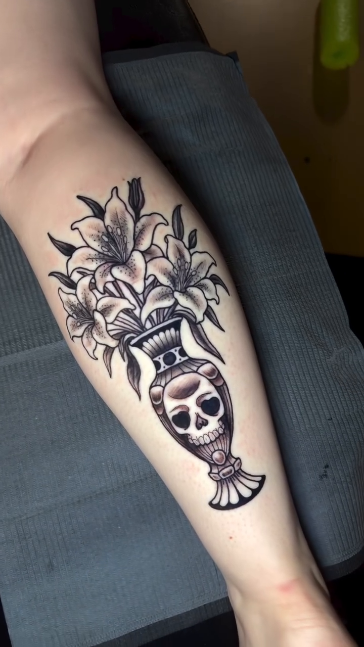 Tattoo by @tattoos.by.deana โ american_traditional