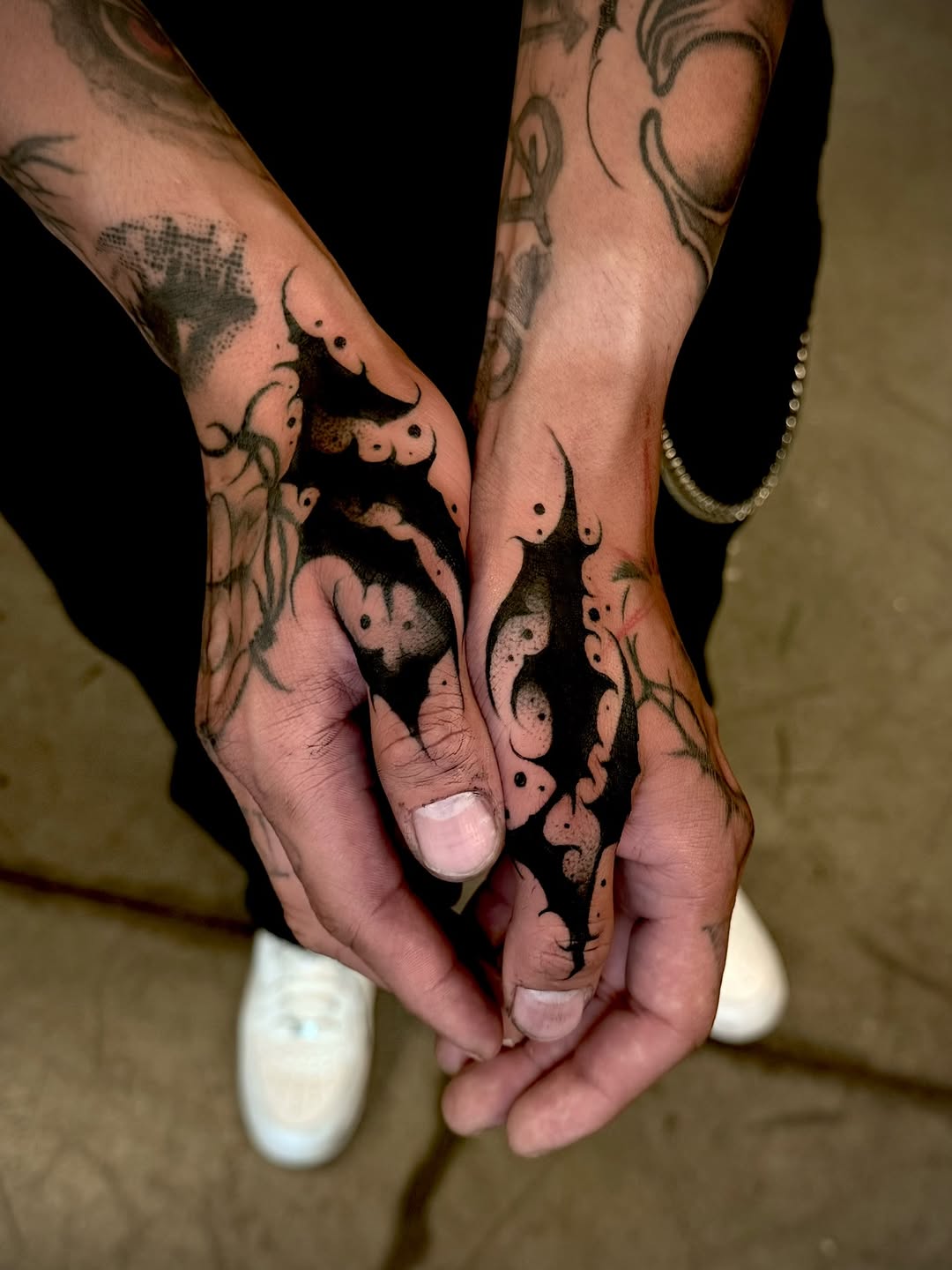 Tattoo by @desolate_tattoos — blackwork, illustrative