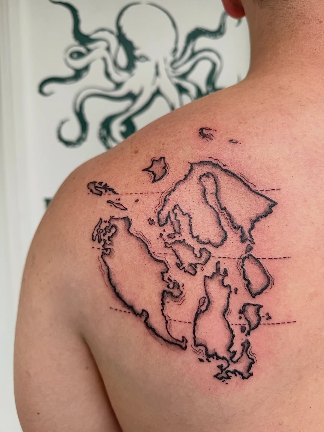 Tattoo by @kingtideink โ blackwork