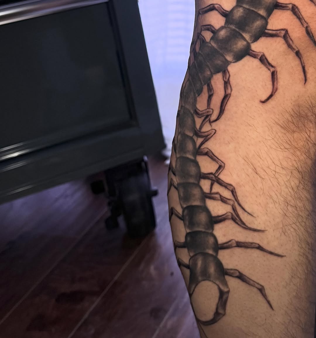 Tattoo by @reytatu โ realism, black_and_grey