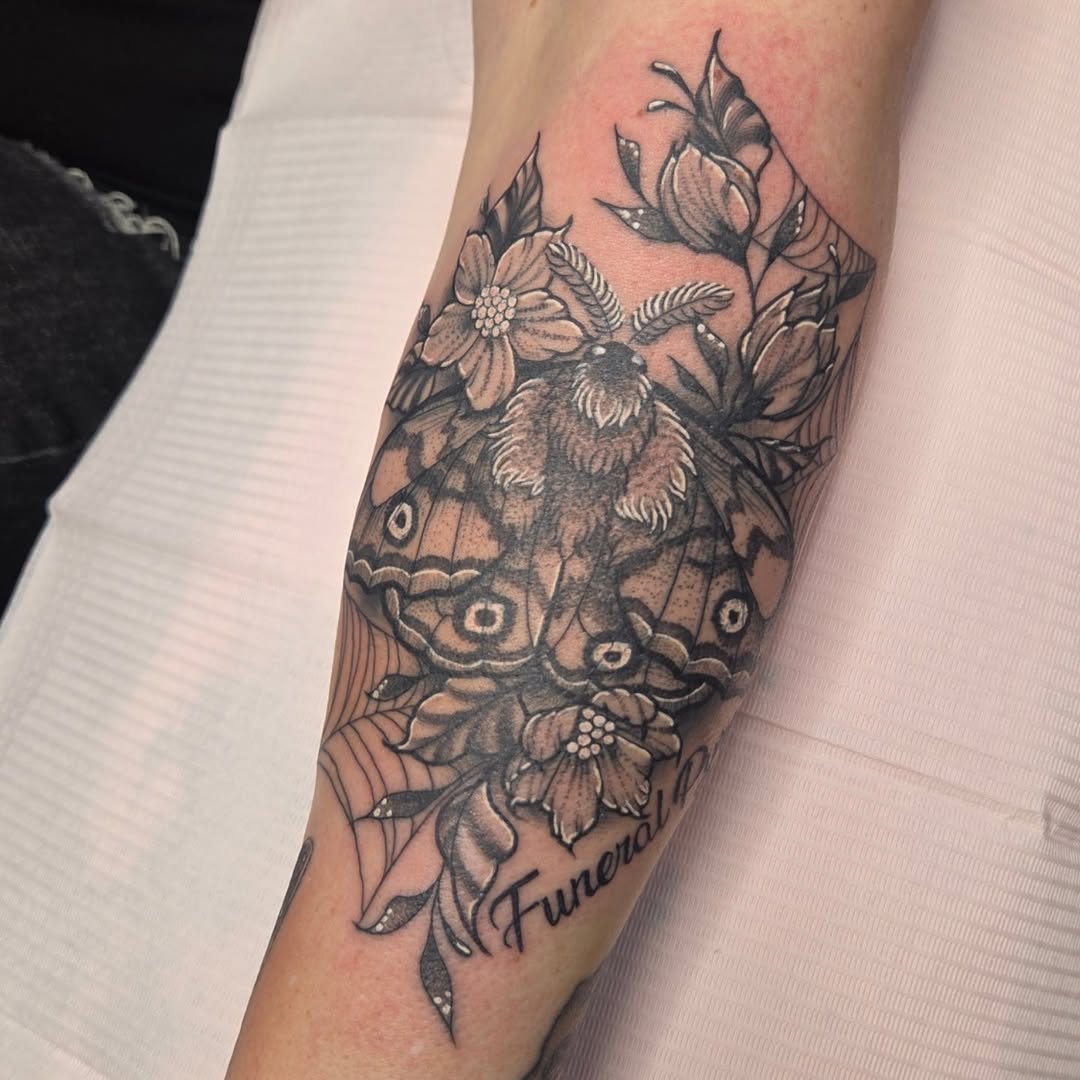 Tattoo by @you_aint_seen_muffins_yet β black_and_grey, realism
