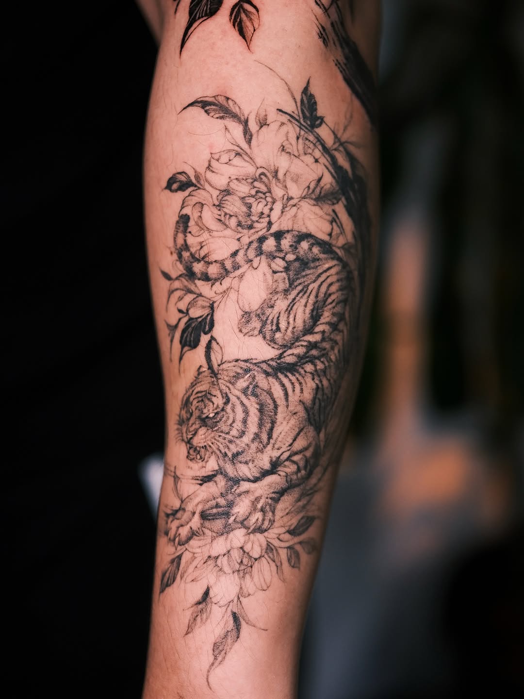 Tattoo by @melvious._.tats β black_and_grey, realism