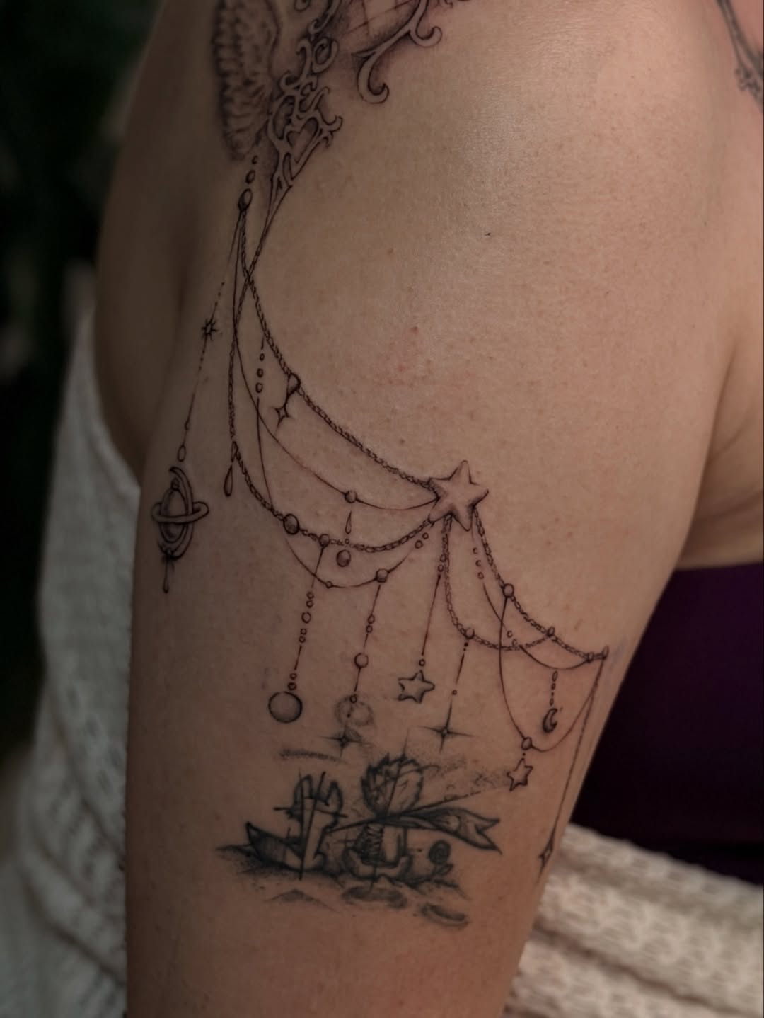 Tattoo by @melvious._.tats β fine_line, illustrative