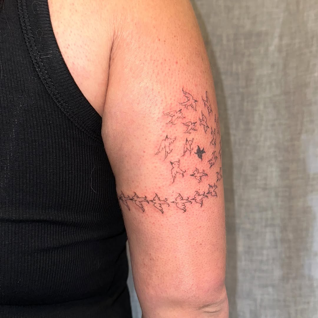 Tattoo by @pokingyousoftly — fine_line, minimalist