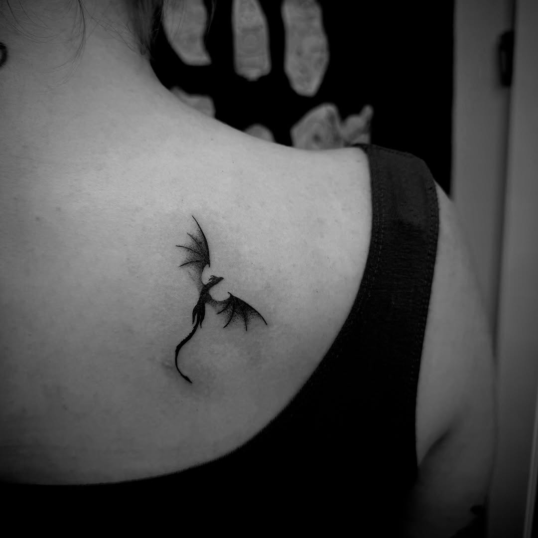 Tattoo by @kraken_inktattoo β fine_line