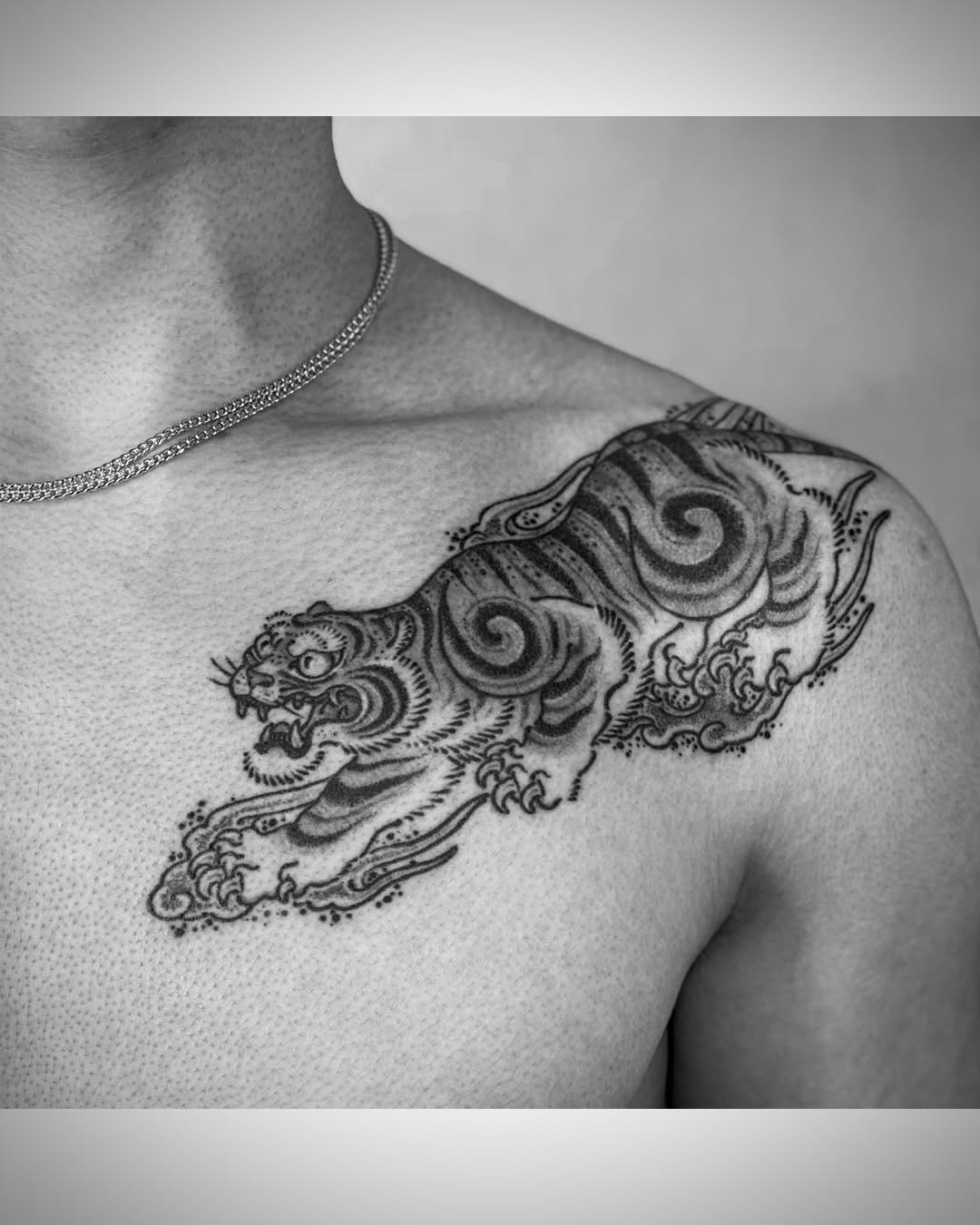 Tattoo by @manjitattoo — japanese_irezumi, blackwork