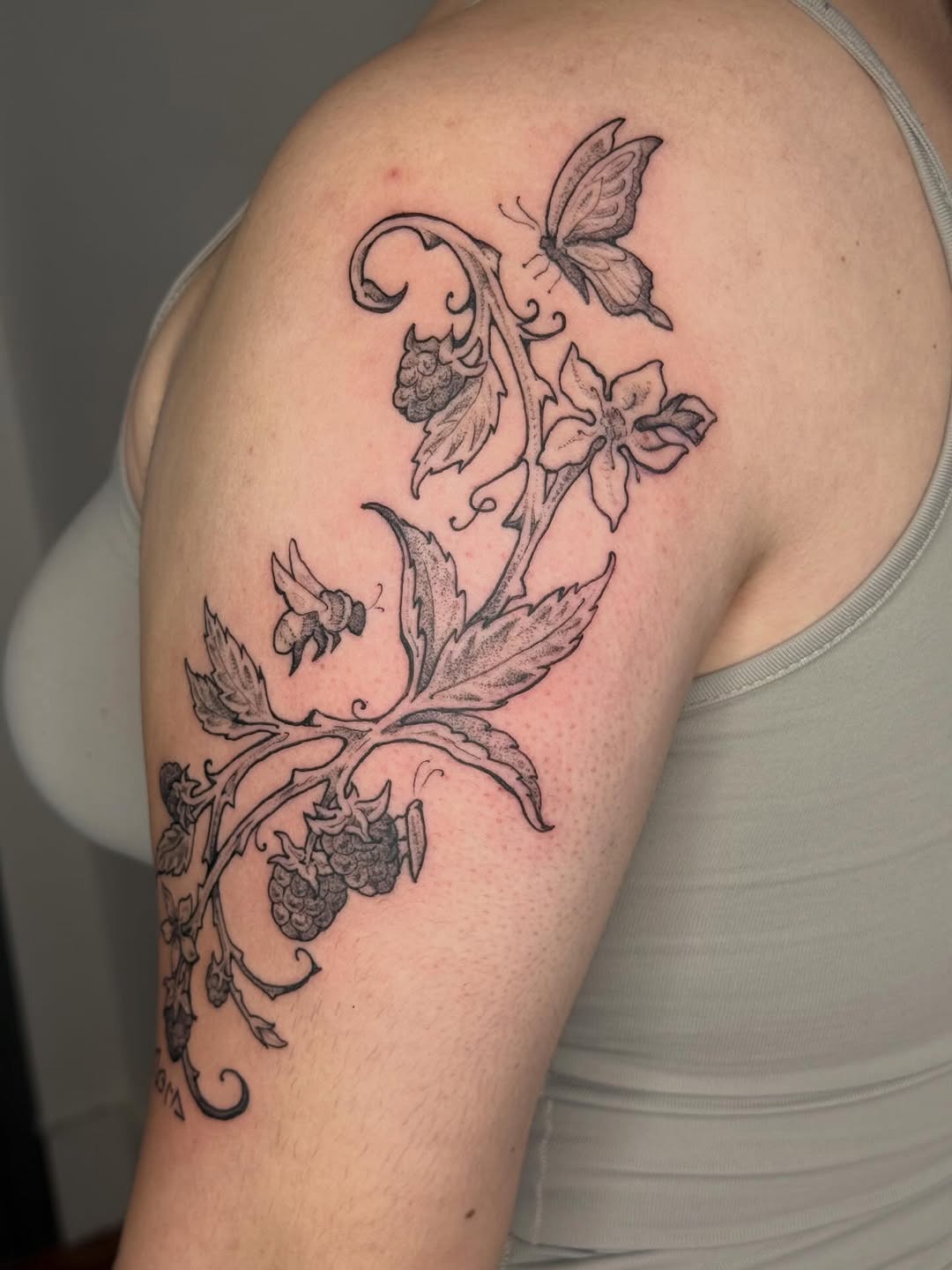 Tattoo by @cat.tatz — fine_line, illustrative