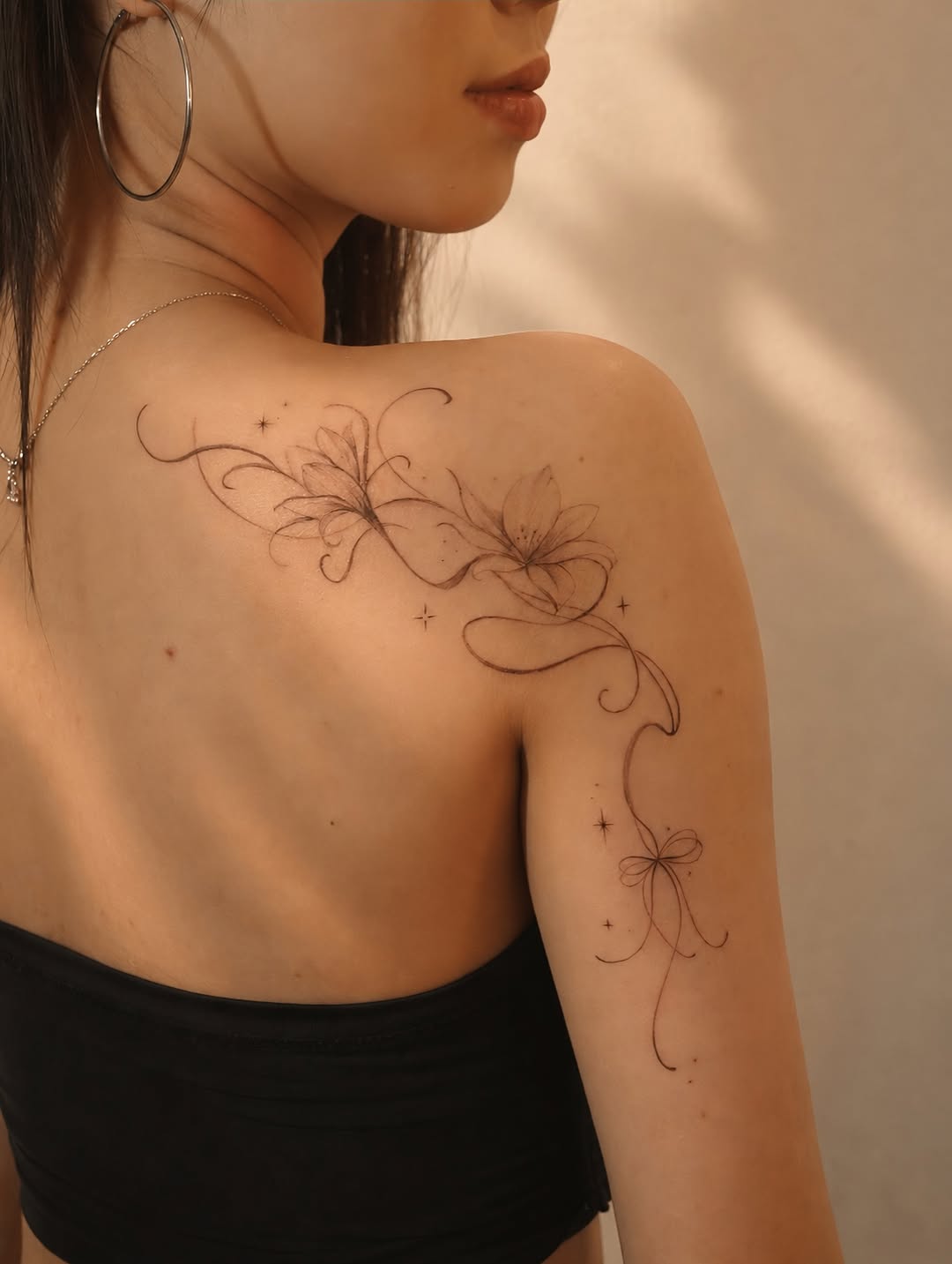 Tattoo by @heoyeon__tattoo — fine_line, minimalist