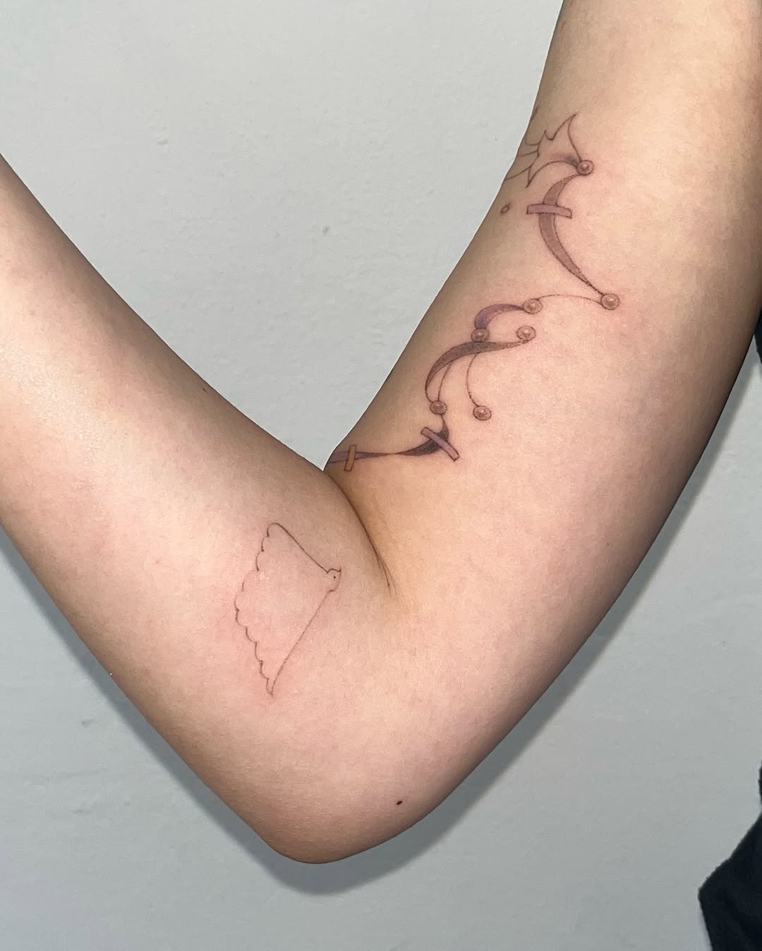 Tattoo by @sobbpp — fine_line, minimalist