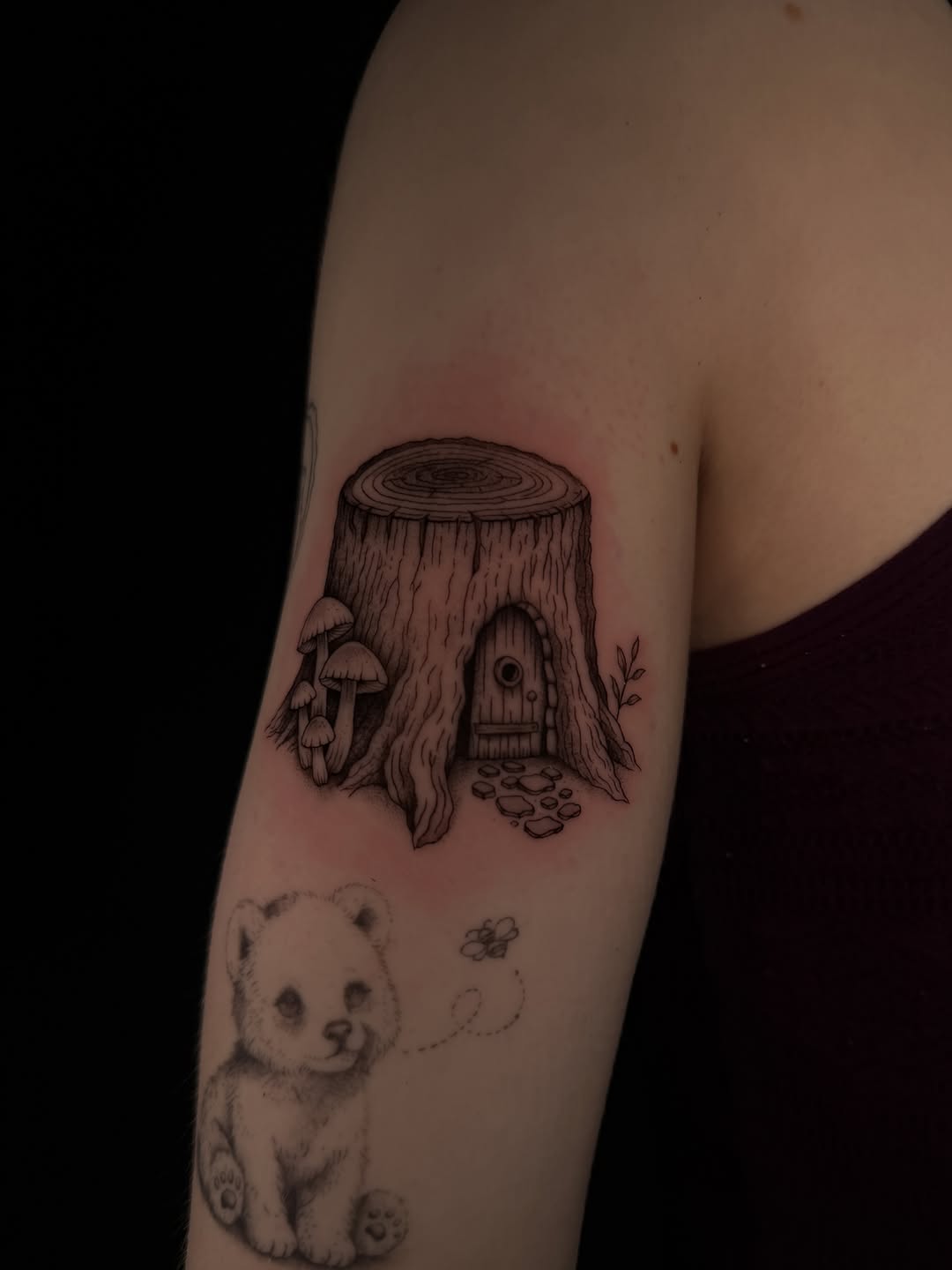 Tattoo by @mariannefriositattoo — black_and_grey
