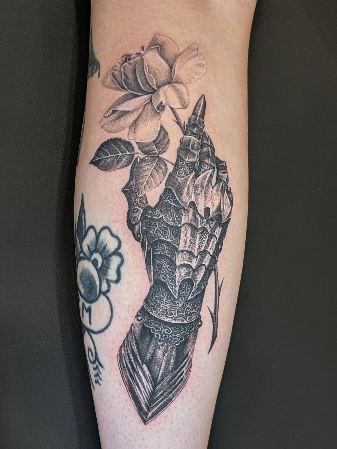 Tattoo by @arave.art โ black_and_grey, realism