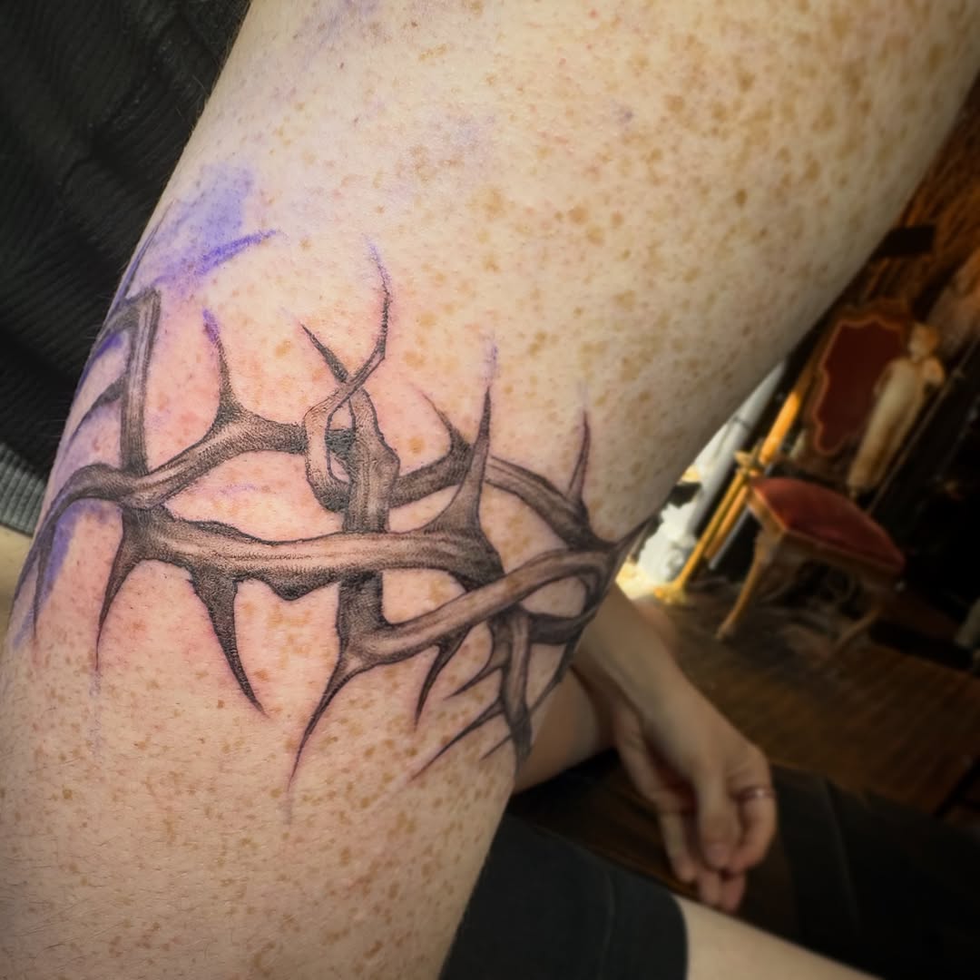 Tattoo by @cassandratattoos — black_and_grey, illustrative