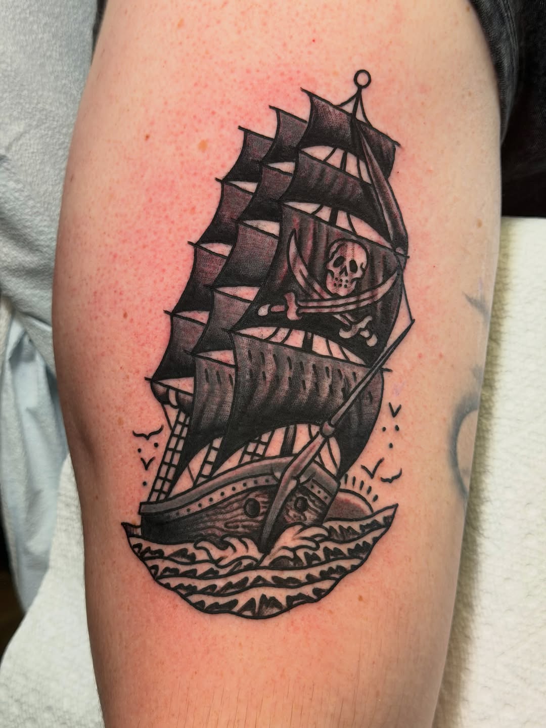 Tattoo by @brandonbeartattoos โ american_traditional, illustrative