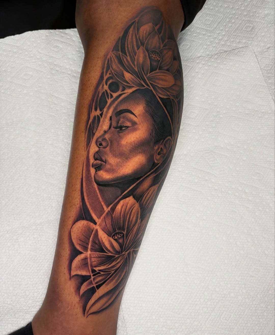 Tattoo by @osieltattoos โ realism, black_and_grey