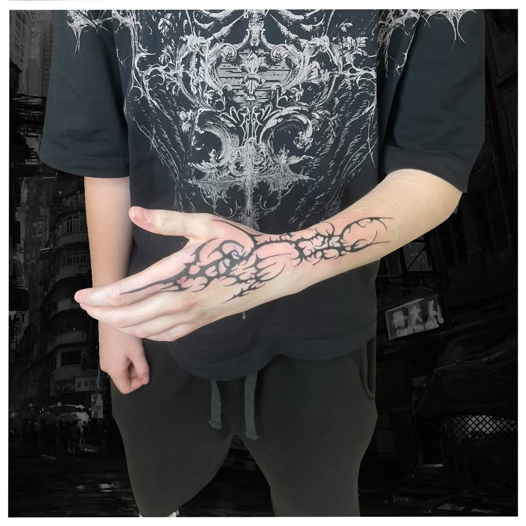 Tattoo by @cxt.ink — tribal