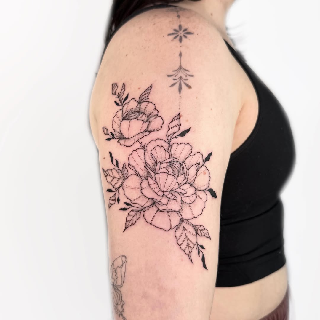 Tattoo by @soaww_tattoo — fine_line