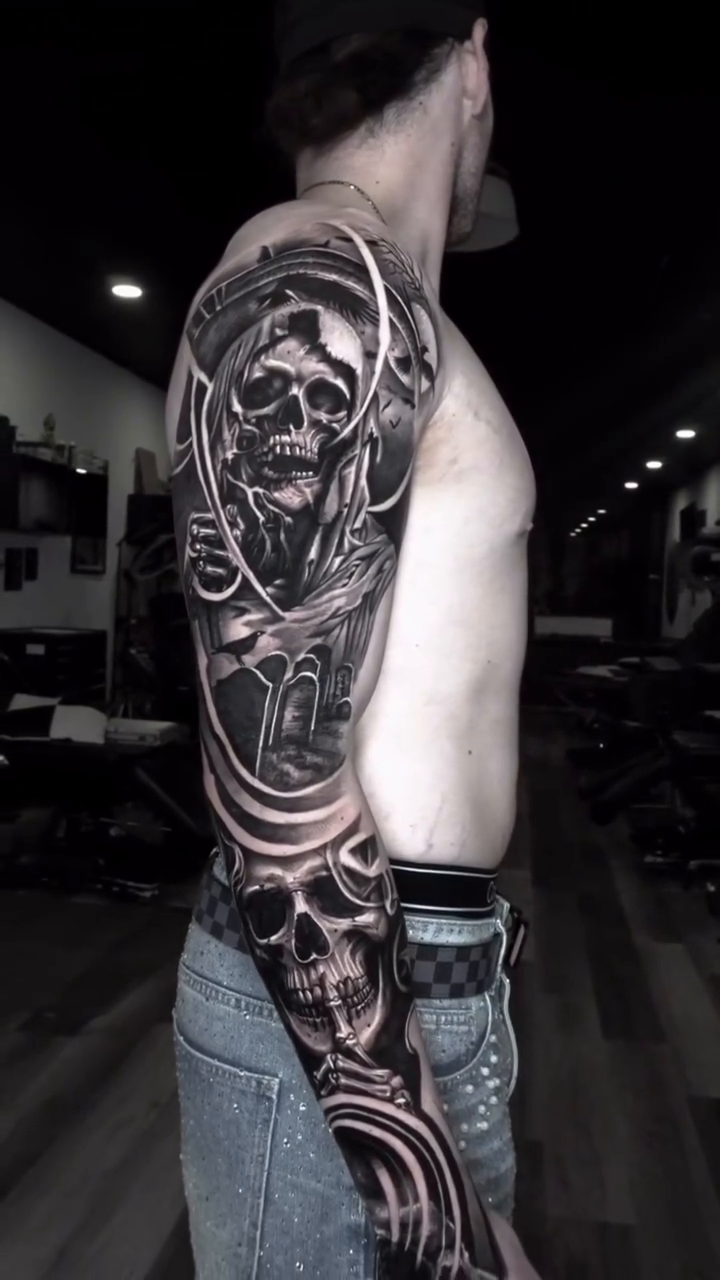 Tattoo by @pachink_ — realism, dark_realism