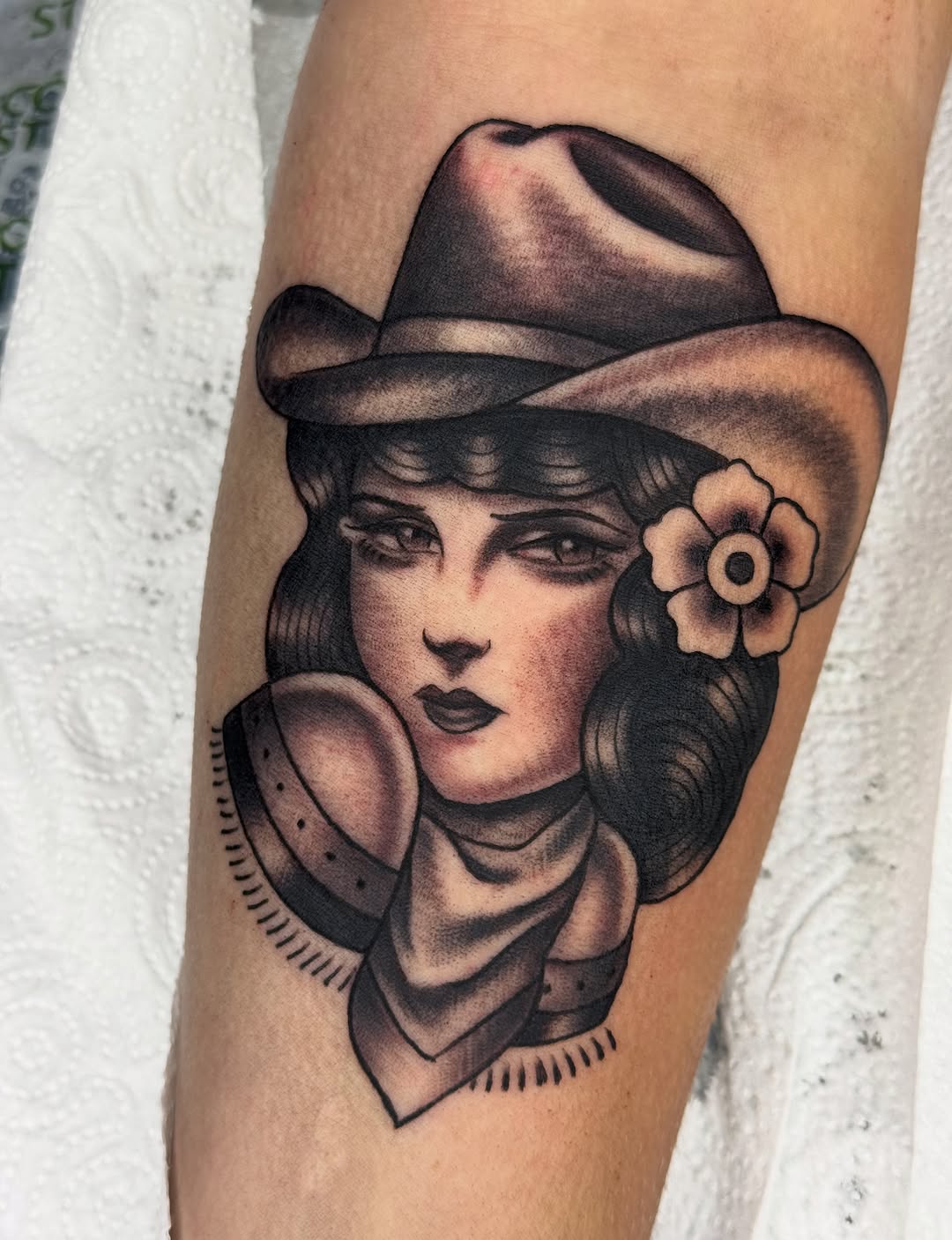 Tattoo by @missdeltoro — american_traditional, illustrative