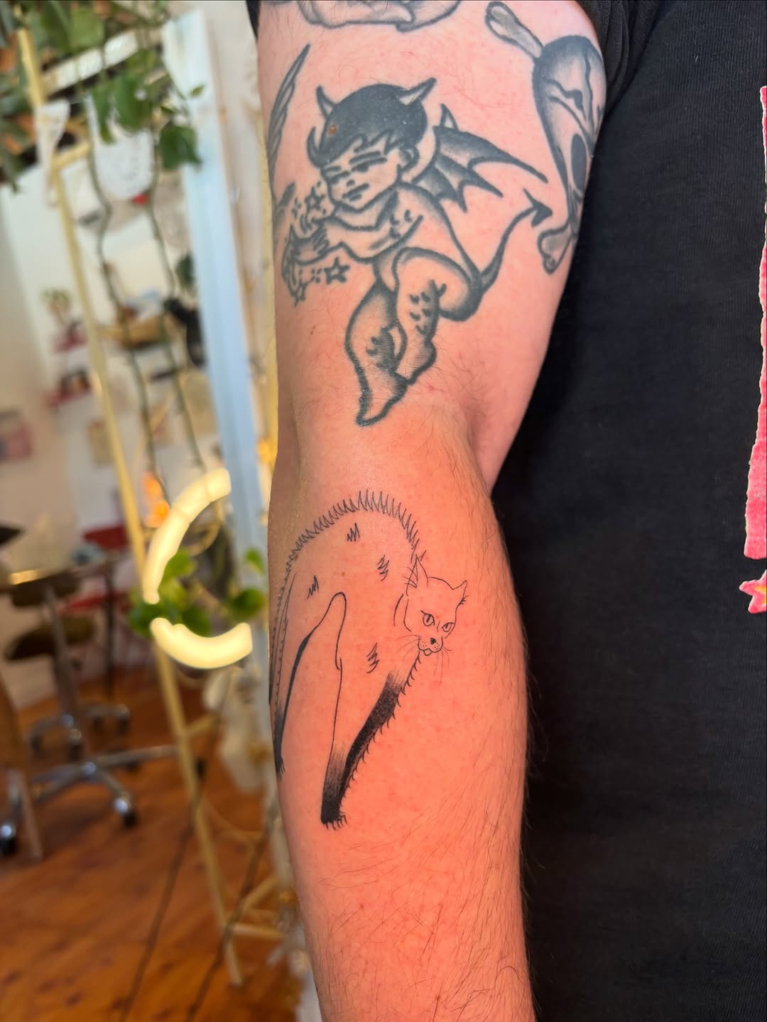 Tattoo by @sunshineyellowtattoos โ black_and_grey