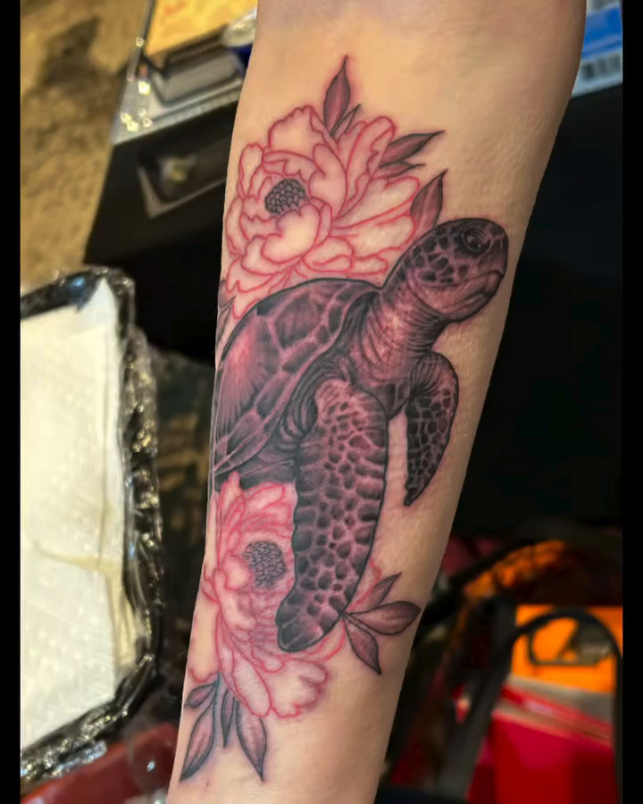 Tattoo by @underground_artcollective — black_and_grey, realism