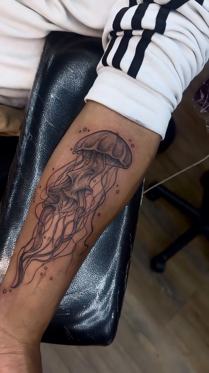 Tattoo by @bodycanvasink_ — fine_line