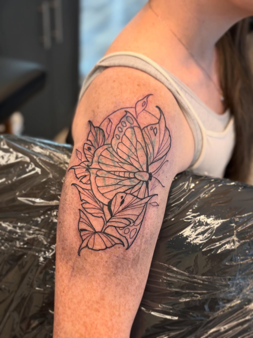 Tattoo by @rbornetattoo — fine_line