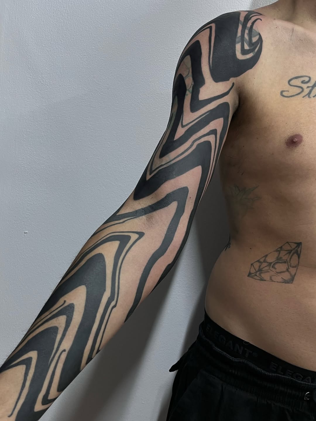 Tattoo by @betos.tattoo β blackwork