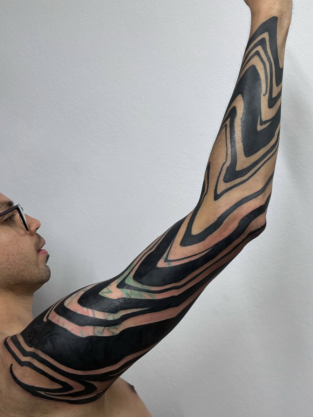 Tattoo by @betos.tattoo β blackwork