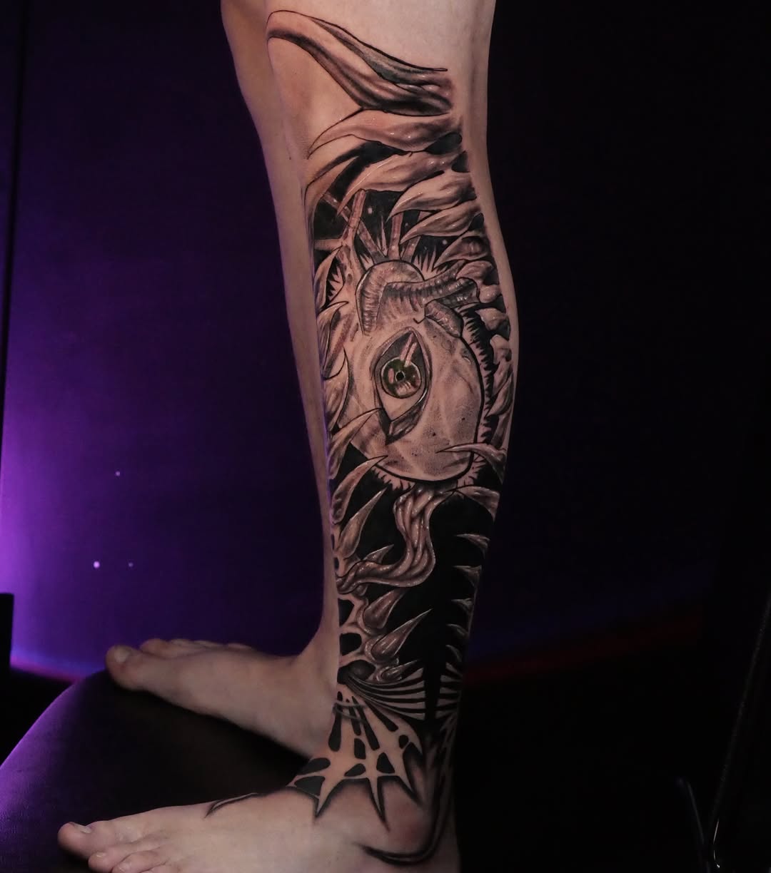 Tattoo by @eclipsedscarletart — blackwork
