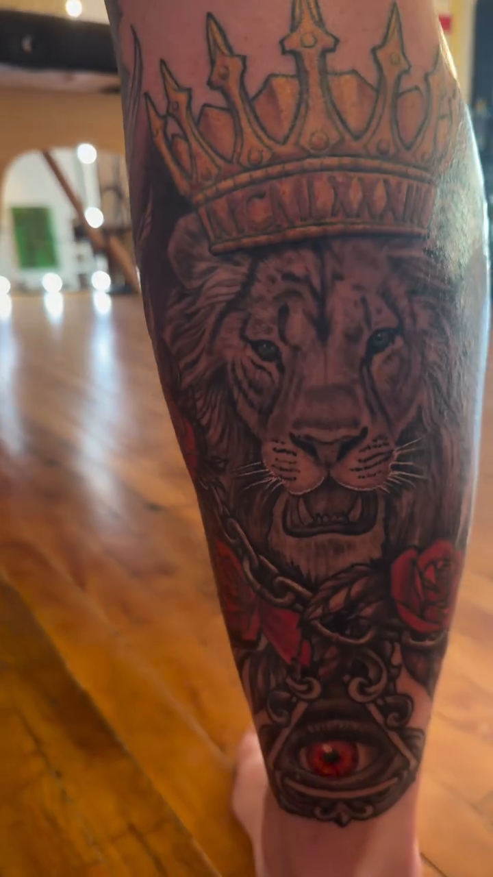 Tattoo by @steven_wayne_tattoos — realism