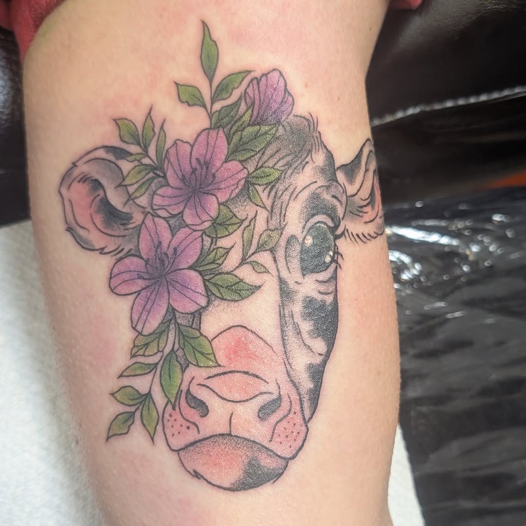 Tattoo by @taliaz_tattoos โ new_school