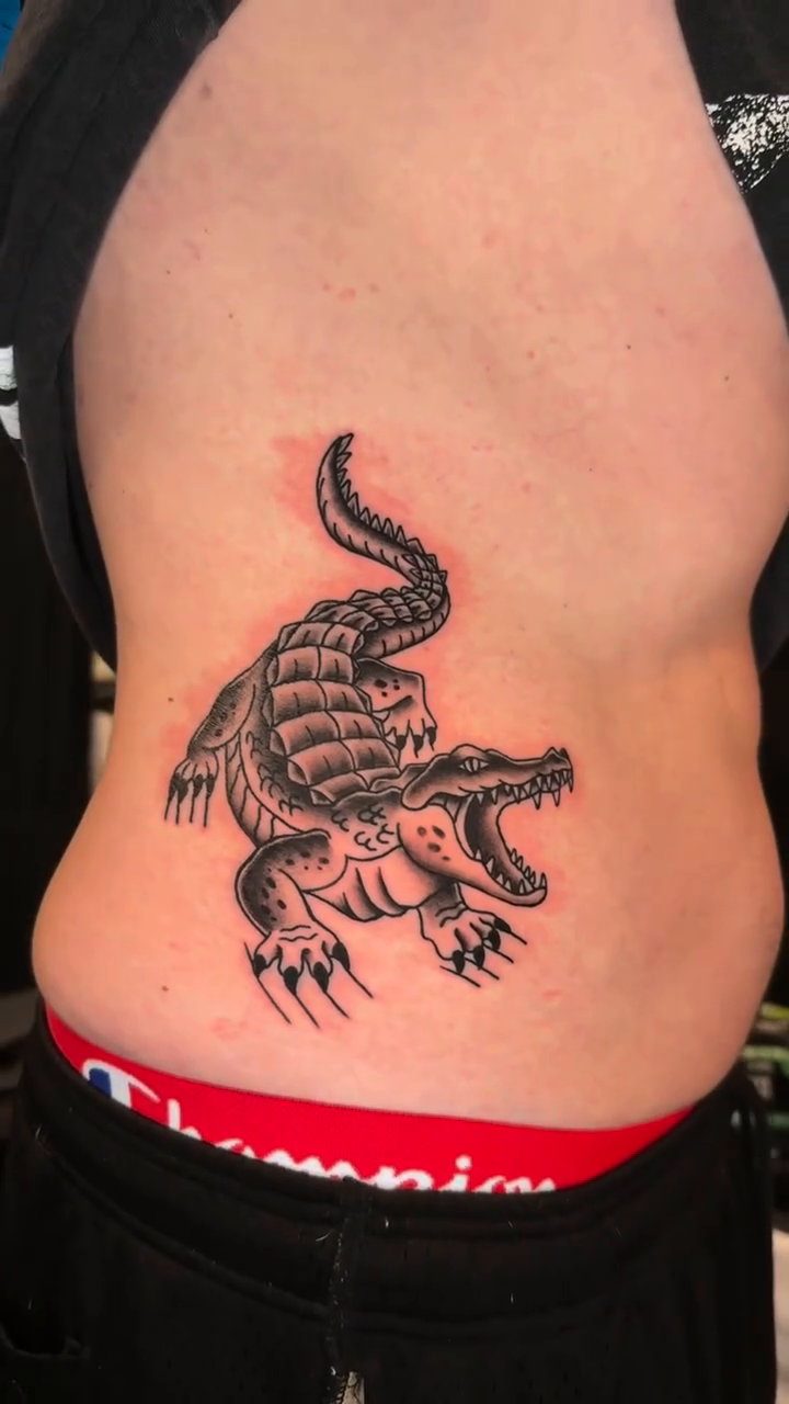 Tattoo by @thundercvt — american_traditional