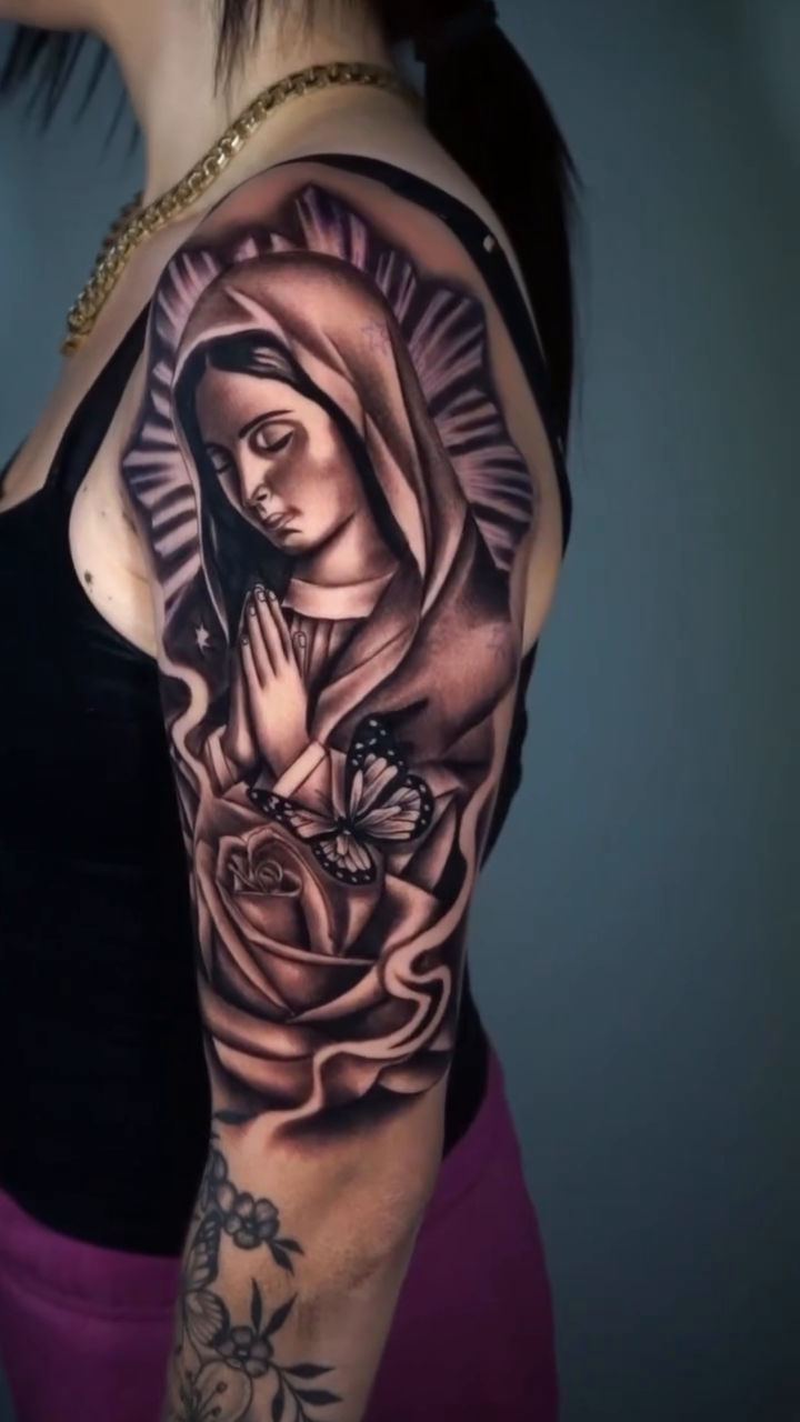 Tattoo by @aaron.tattoos — black_and_grey, realism