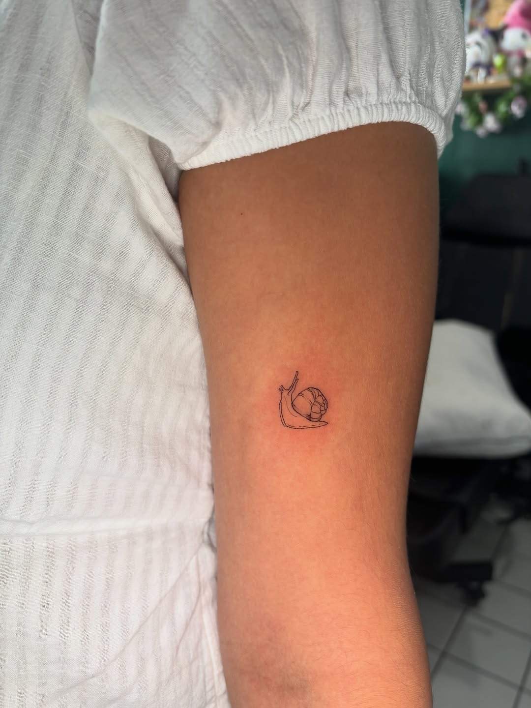 Tattoo by @chloeshaytattoo — fine_line, minimalist